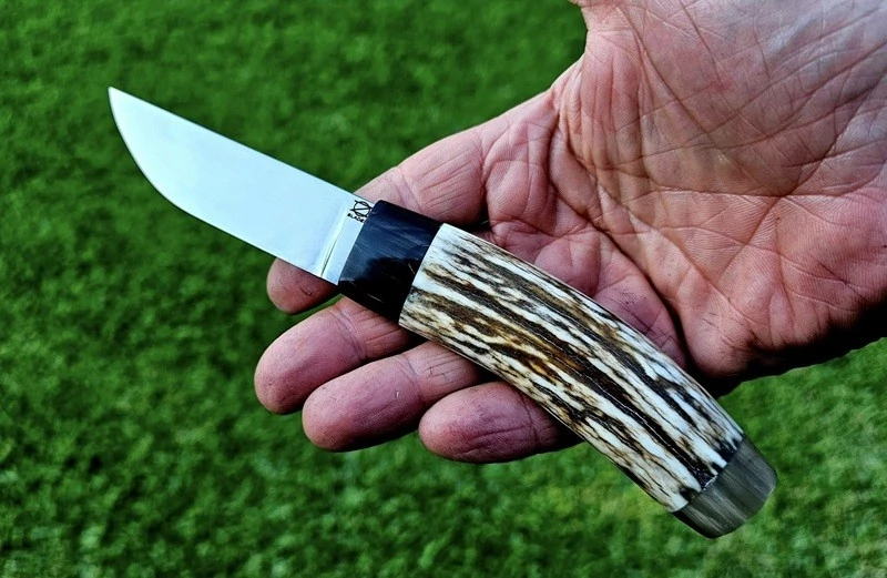 edc hunting knife in adelaide