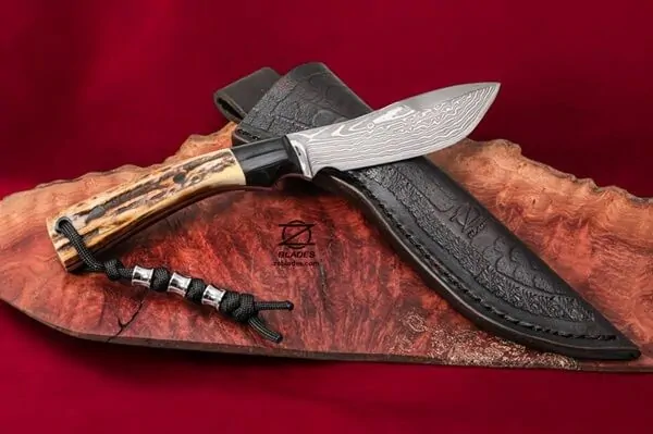 custom handmade damascus knife maker
